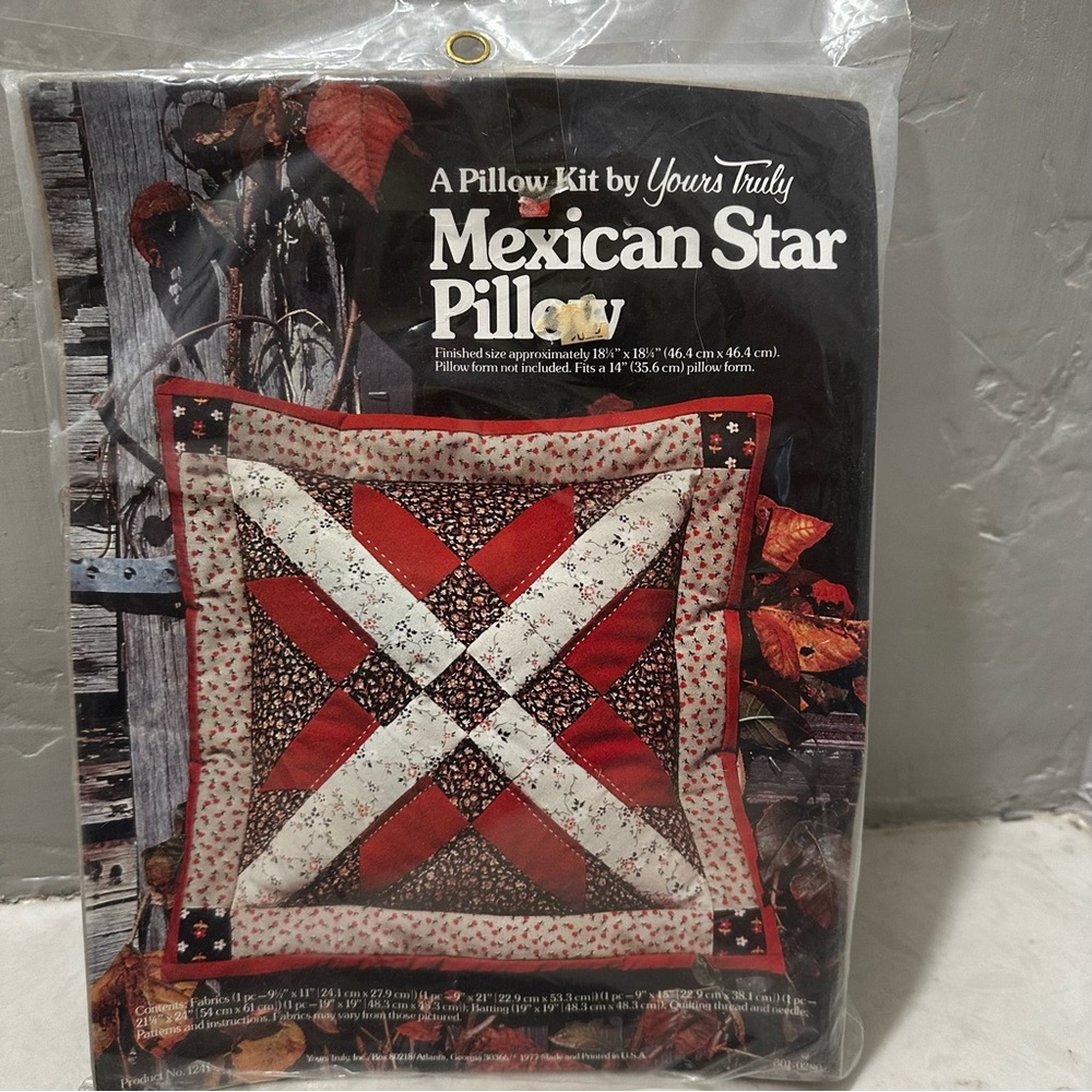 Yours Truly Quilted MEXICAN STAR Pillow Making Kit Vintage 70s Pattern 18”